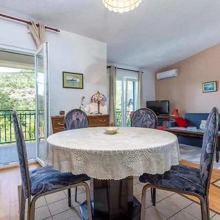 3 Bedroom Beautiful In *