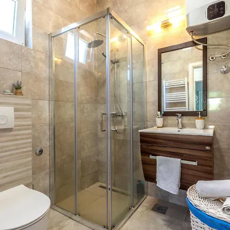 3 Bedroom Beautiful In * Gata